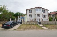 Къща, Област Варна, село Чернево